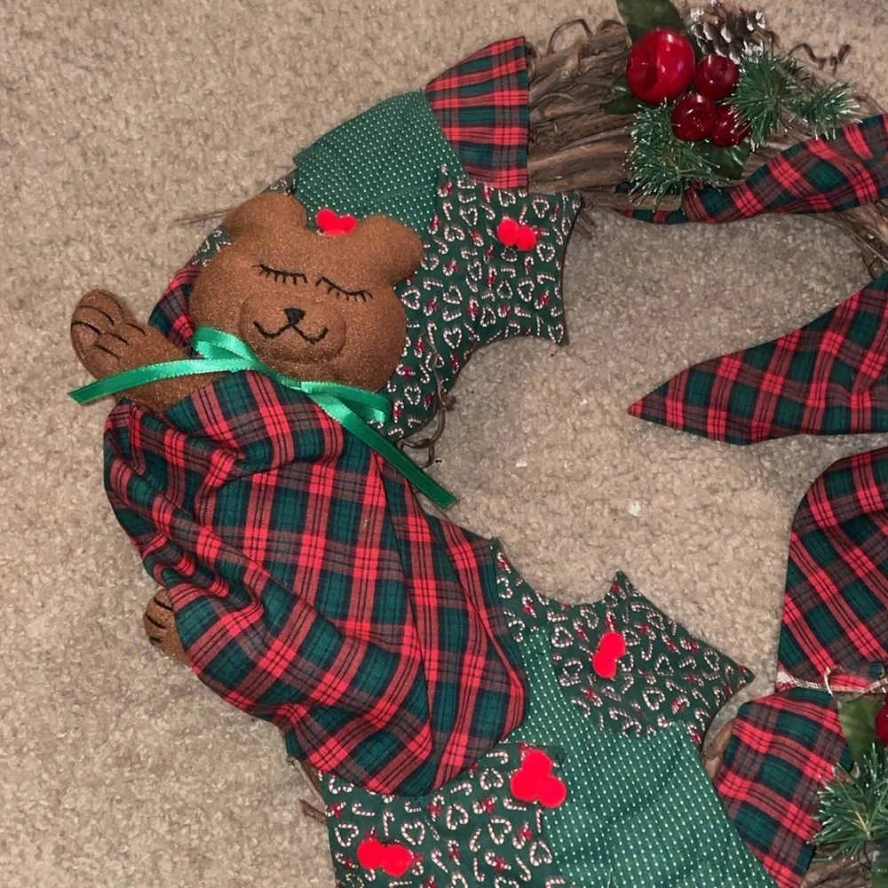 Sleeping Bear & Holly Wreath